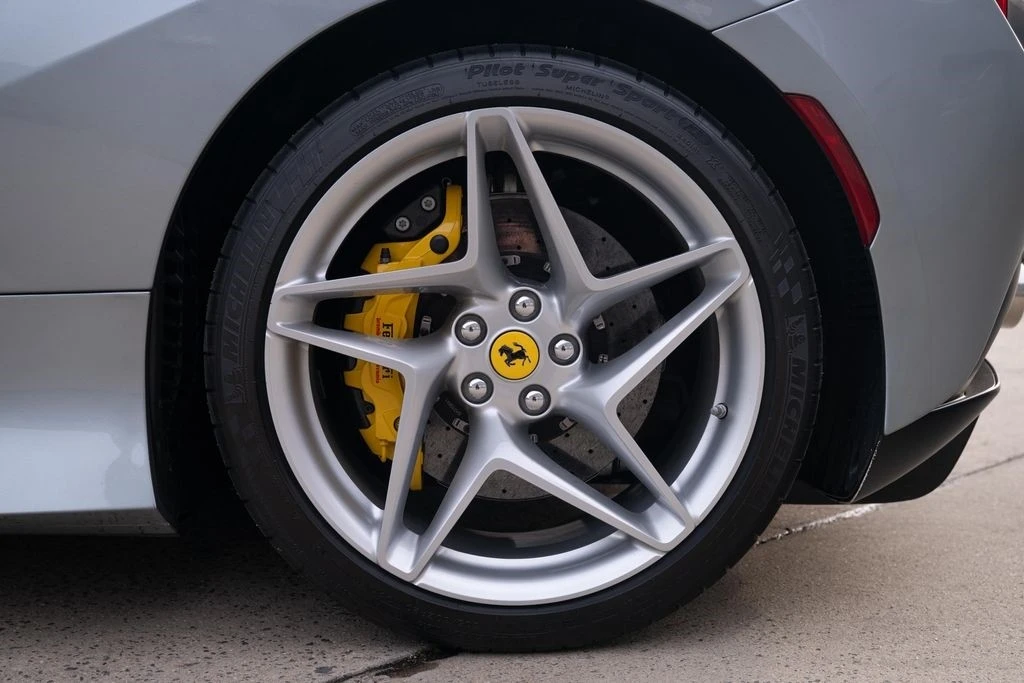 2020 Ferrari F8 Tributo - Image 23 of 31