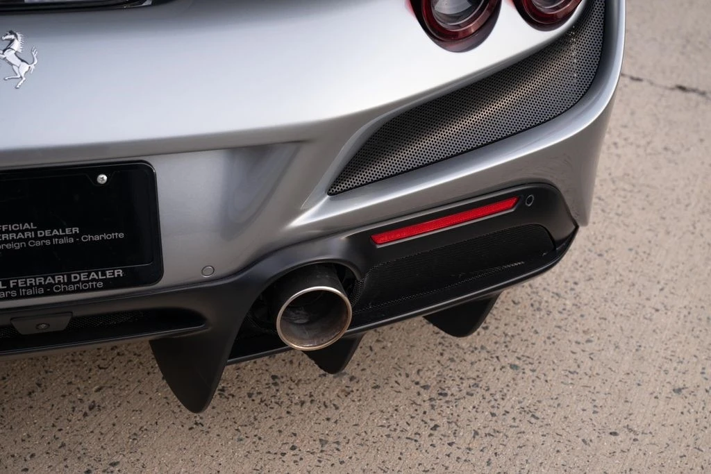 2020 Ferrari F8 Tributo - Image 31 of 31