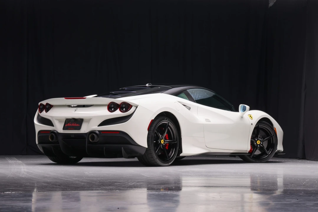 2020 Ferrari F8 Tributo - Image 18 of 31