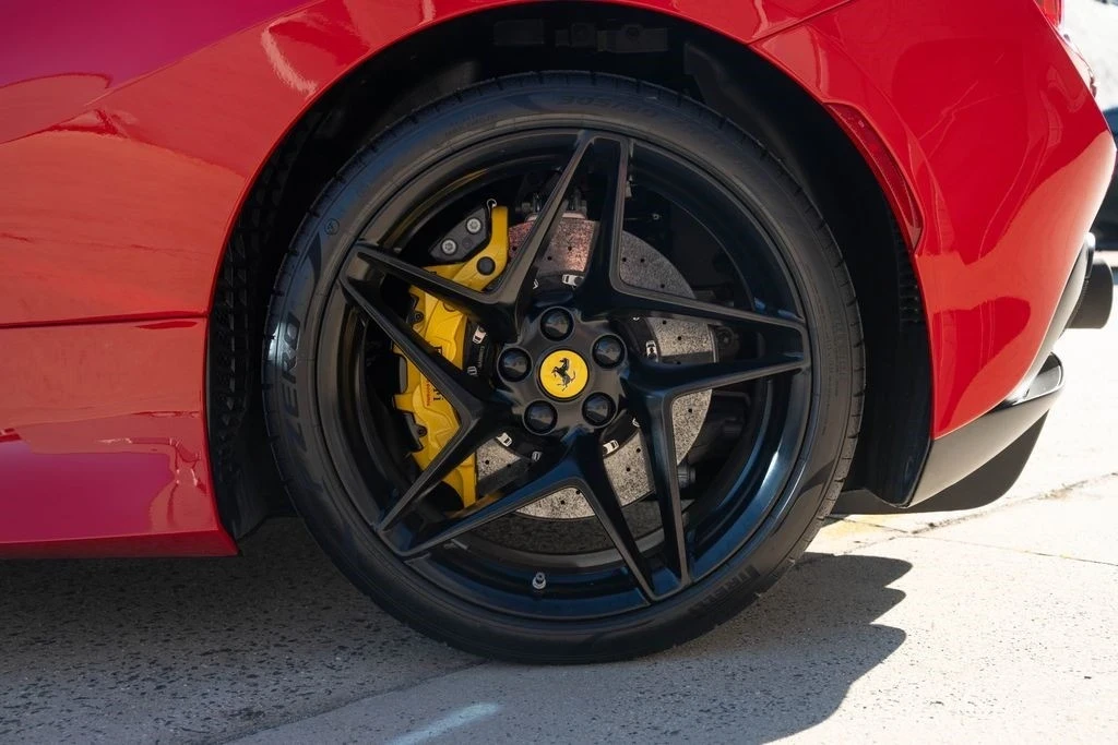 2020 Ferrari F8 Tributo - Image 19 of 21