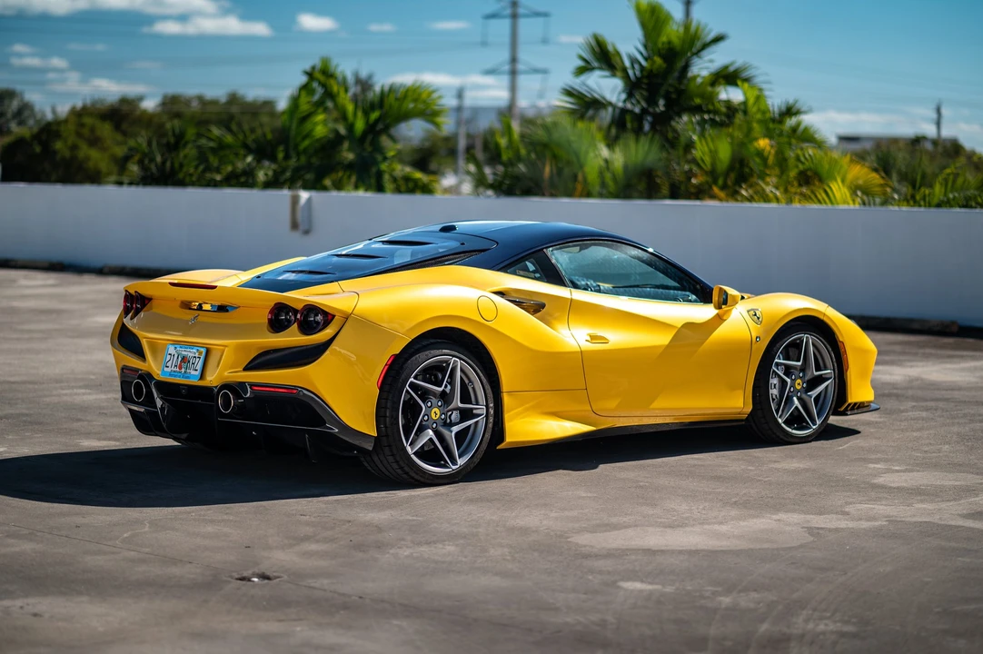 2020 Ferrari F8 Tributo - Image 18 of 31