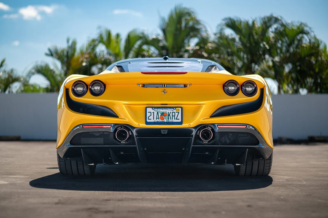 2020 Ferrari F8 Tributo - Image 25 of 31