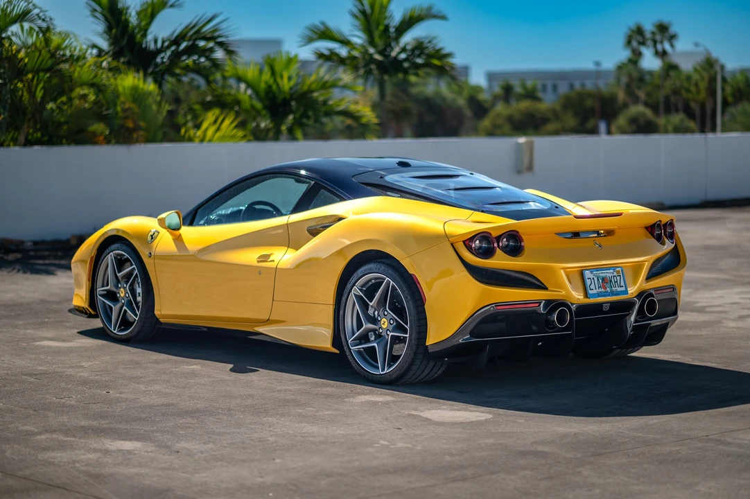 2020 Ferrari F8 Tributo - Image 28 of 31