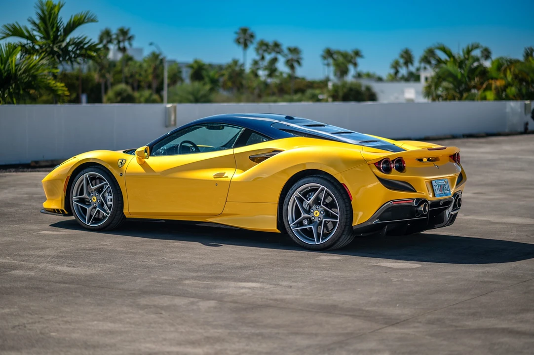 2020 Ferrari F8 Tributo - Image 30 of 31