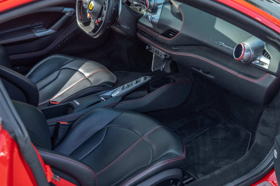 2020 Ferrari F8 Tributo - Image 5 of 12