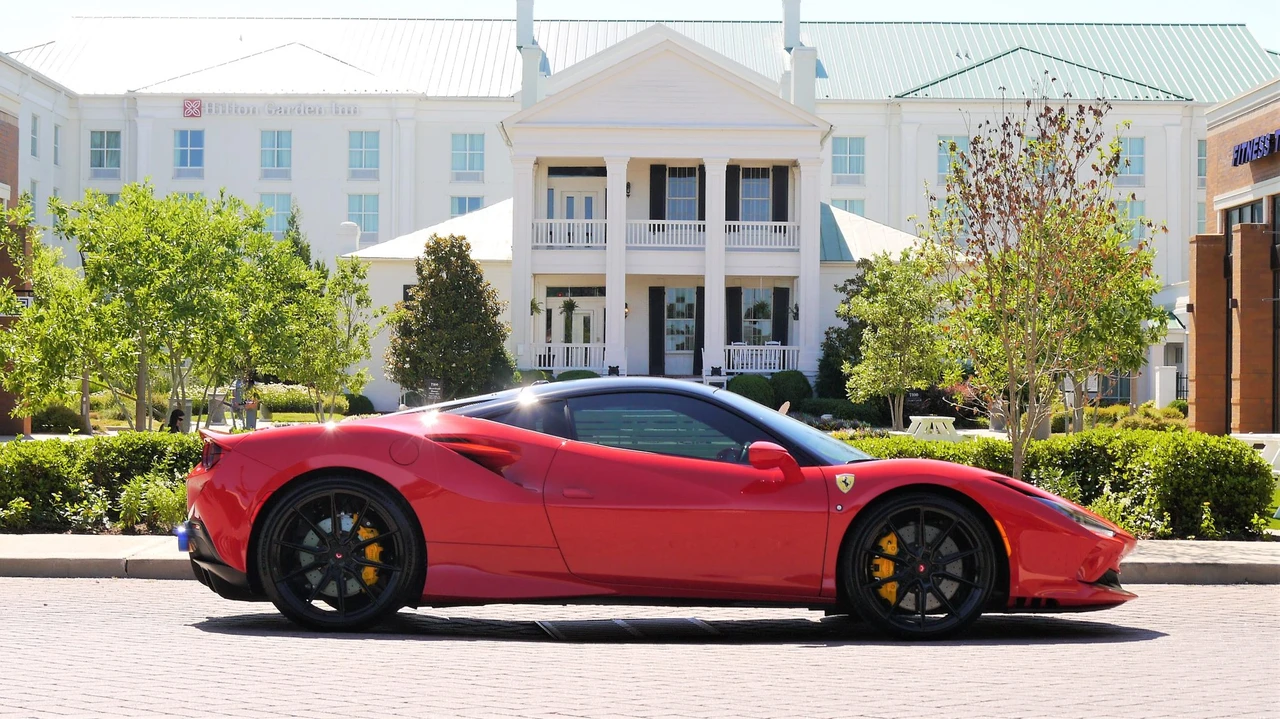 2020 Ferrari F8 Tributo - Image 6 of 30