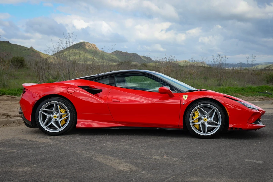 2020 Ferrari F8 Tributo - Image 9 of 31
