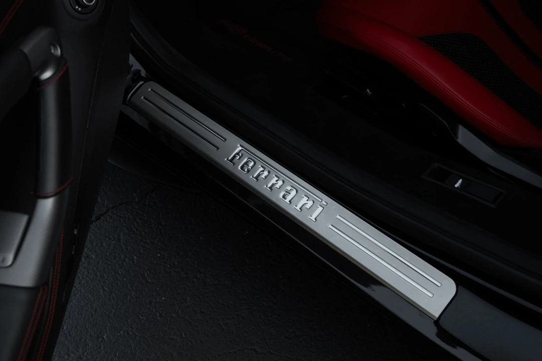 2020 Ferrari F8 Tributo - Image 6 of 12
