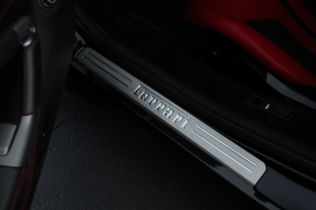 2020 Ferrari F8 Tributo - Image 6 of 12
