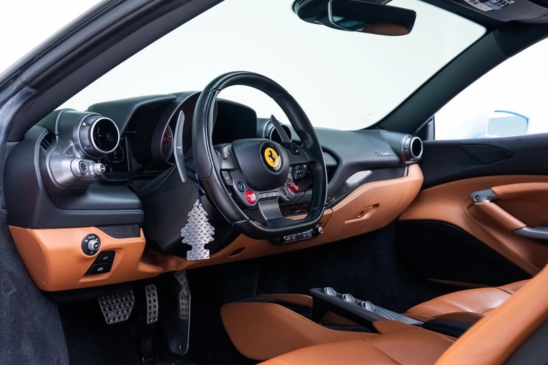 2020 Ferrari F8 Tributo - Image 2 of 31