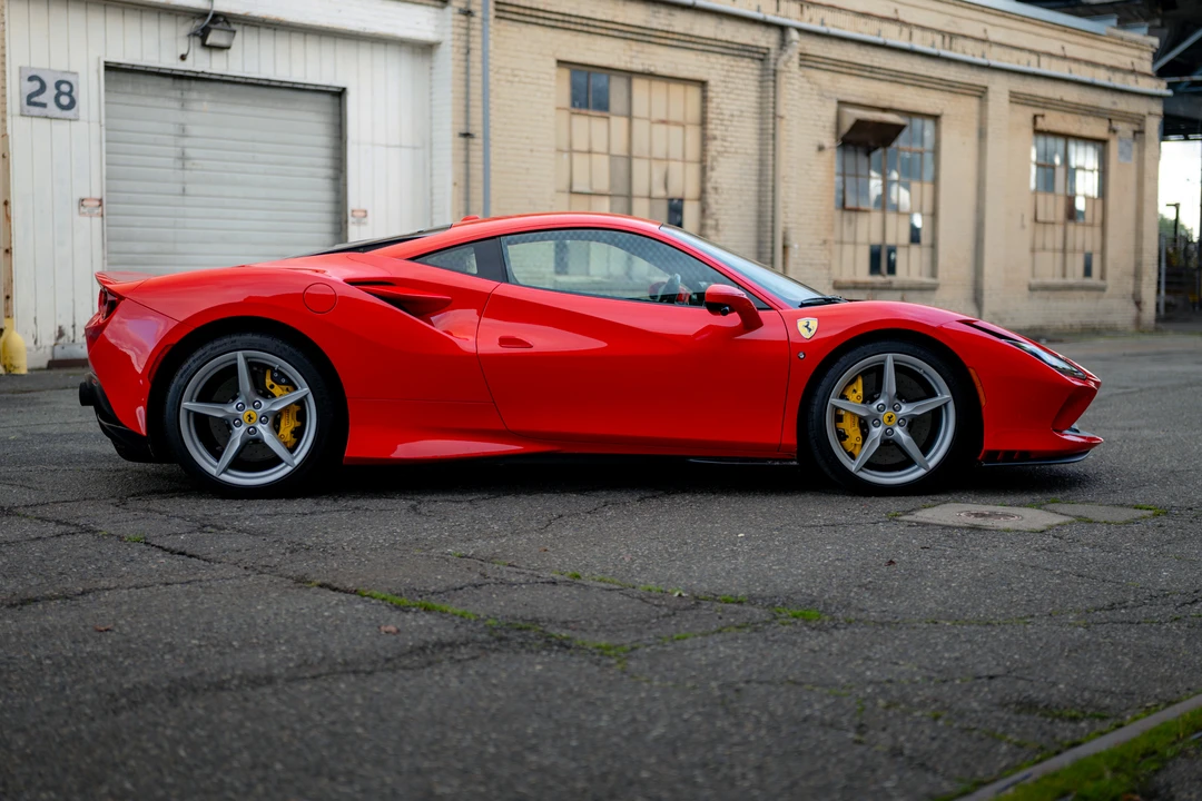 2020 Ferrari F8 Tributo - Image 17 of 31