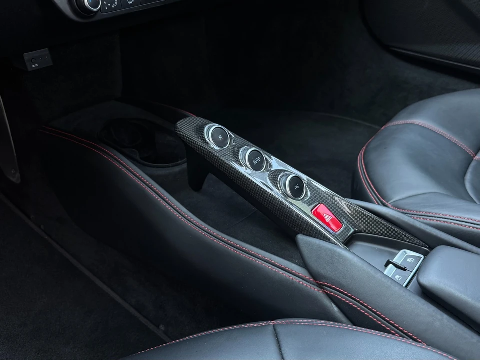 2020 Ferrari F8 Tributo - Image 13 of 21