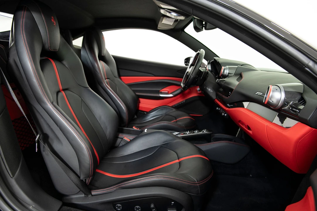 2020 Ferrari F8 Tributo - Image 13 of 31