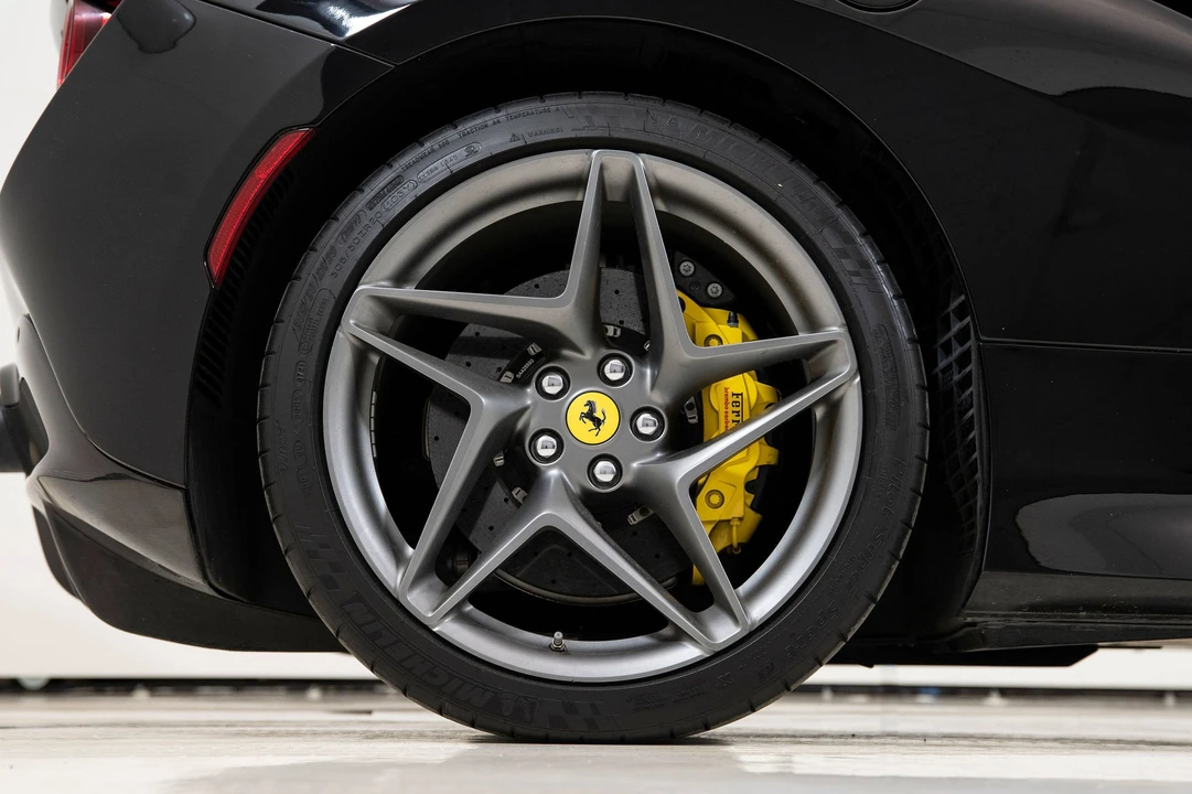 2020 Ferrari F8 Tributo - Image 21 of 31