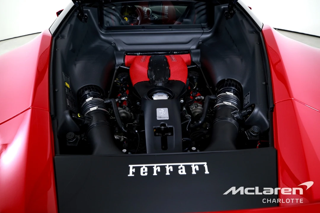 2020 Ferrari - Image 27 of 31