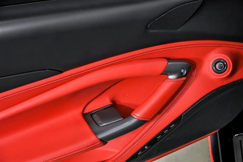 2020 Ferrari F8 Tributo - Image 21 of 21