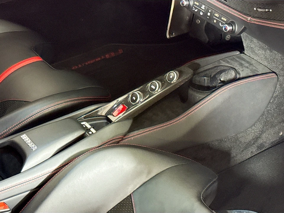 2020 Ferrari F8 Tributo - Image 20 of 29