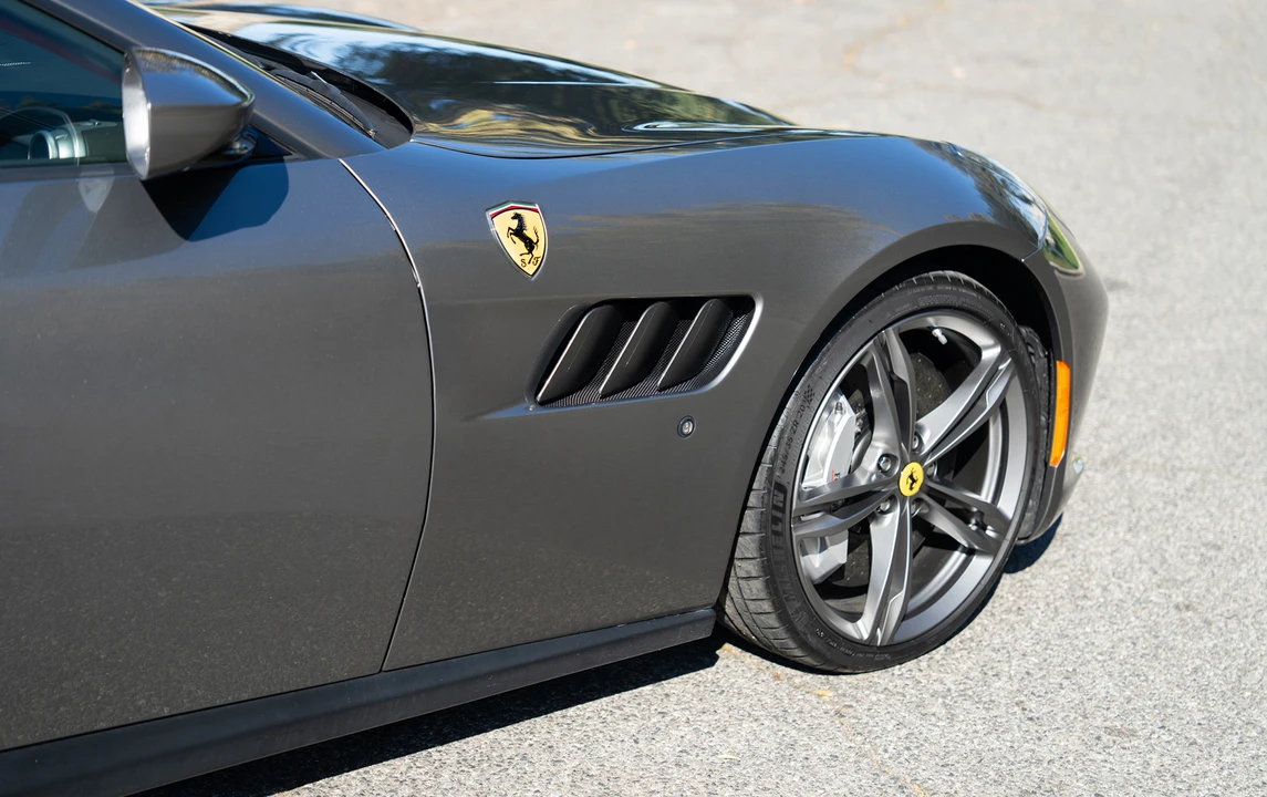 2020 Ferrari GTC4Lusso - Image 8 of 11
