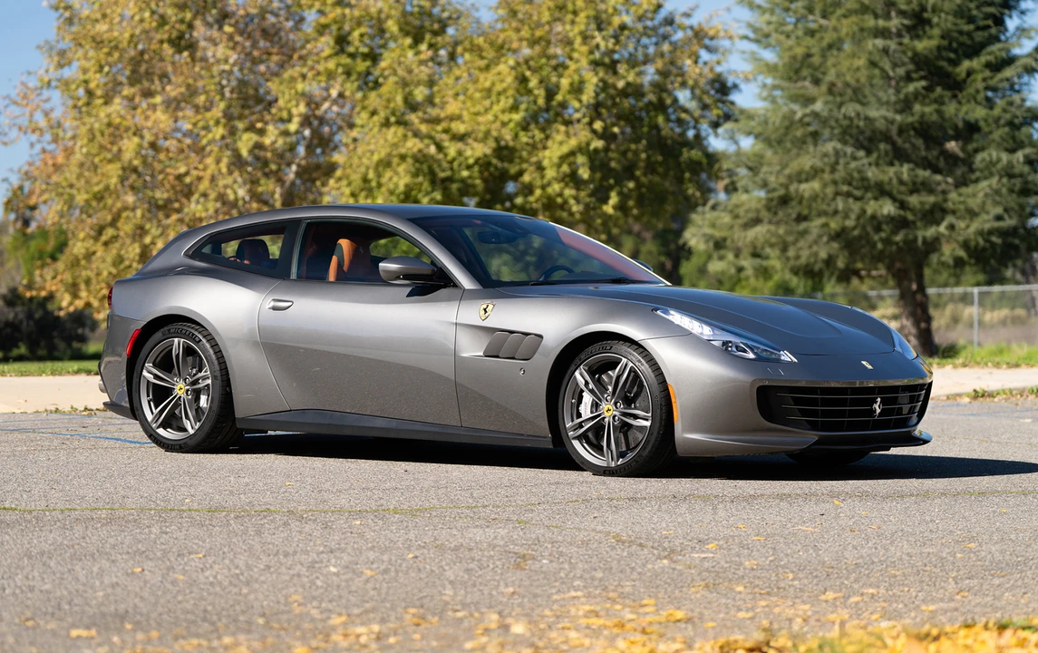 2020 Ferrari GTC4Lusso - Image 5 of 11
