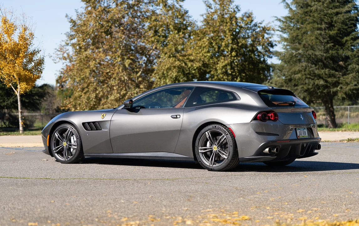2020 Ferrari GTC4Lusso - Image 3 of 11