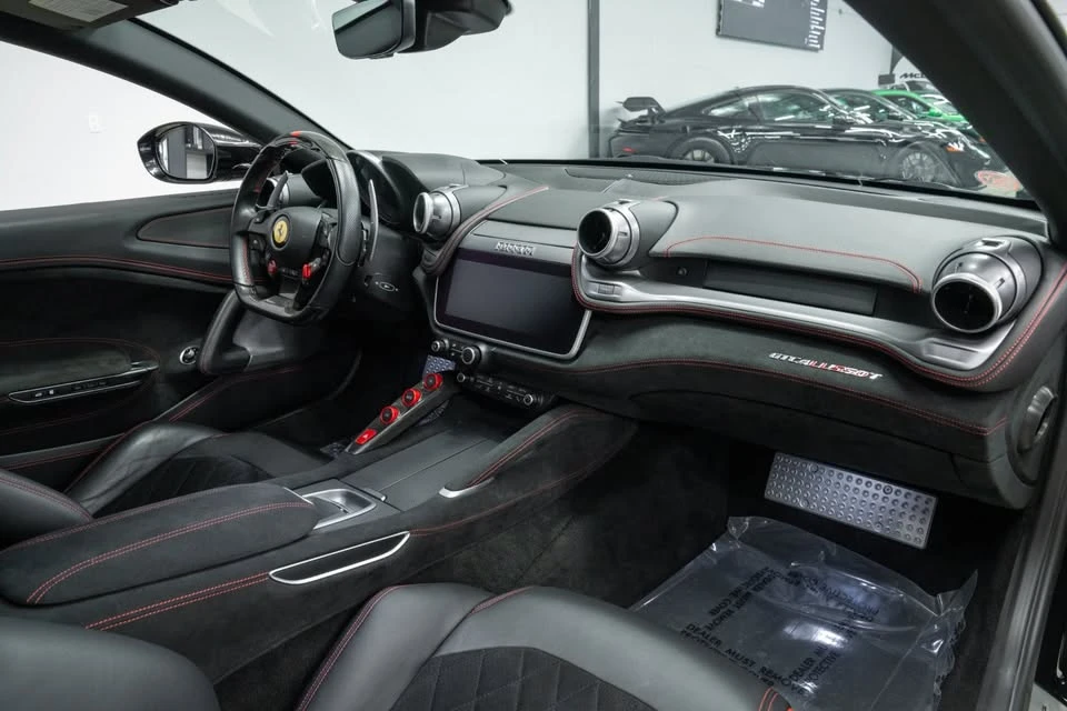 2020 Ferrari GTC4Lusso - Image 12 of 19