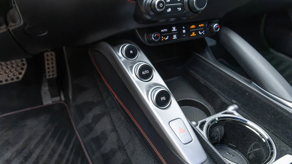 2020 Ferrari GTC4Lusso - Image 6 of 31