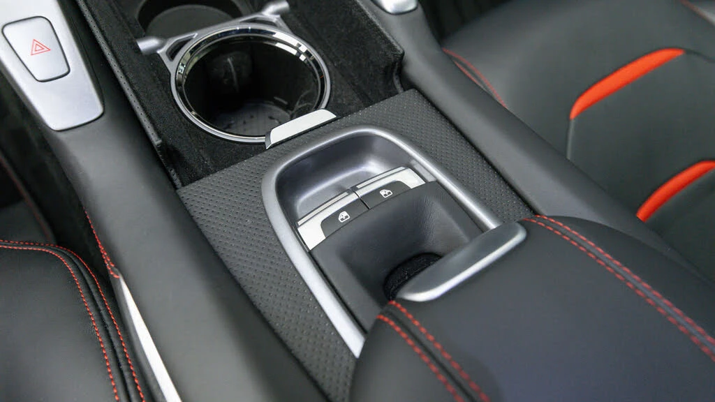 2020 Ferrari GTC4Lusso - Image 24 of 31