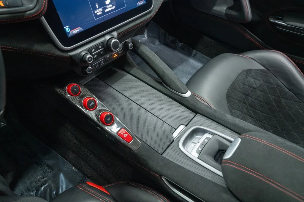 2020 Ferrari GTC4Lusso T - Image 25 of 31