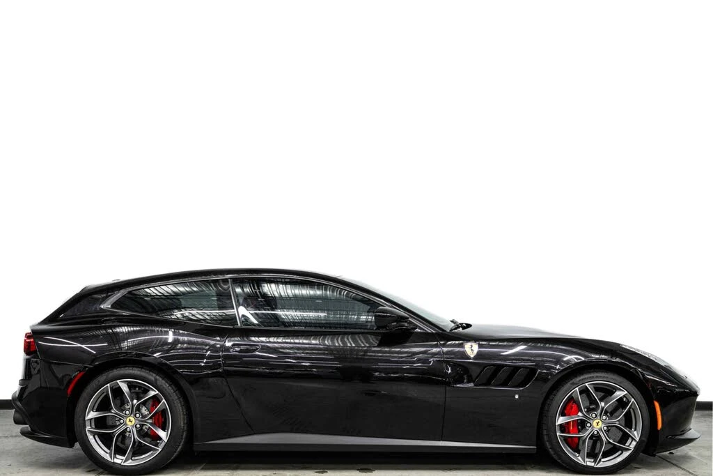 2020 Ferrari GTC4Lusso T - Image 2 of 31