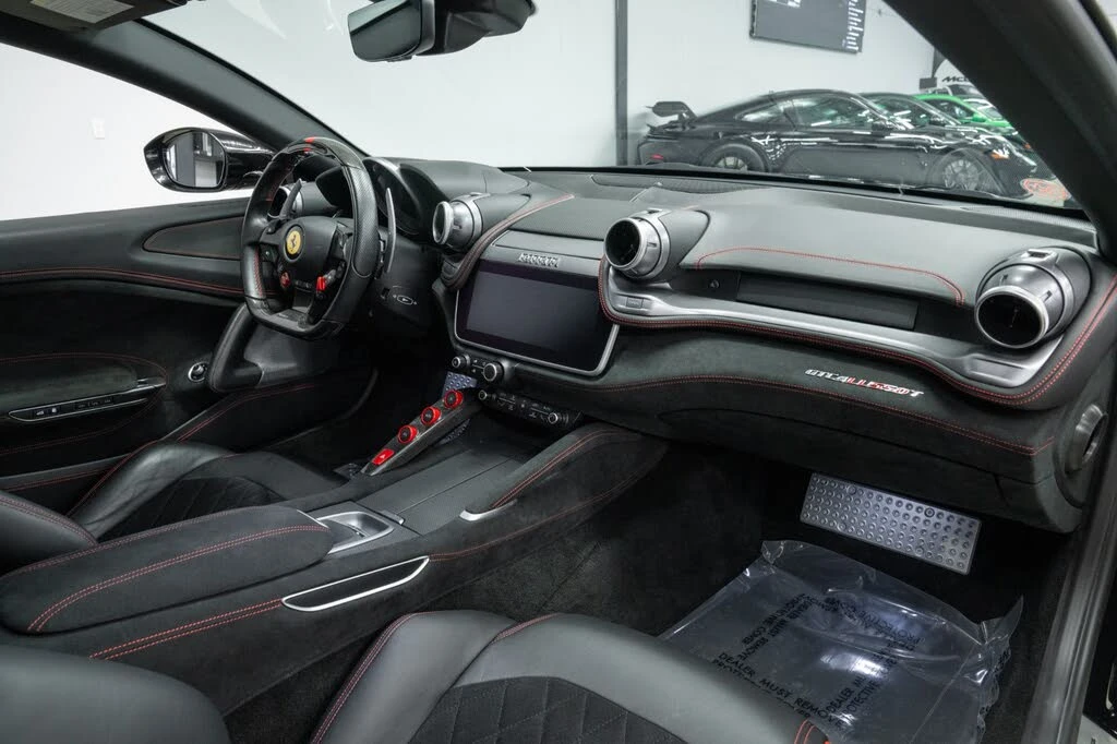 2020 Ferrari GTC4Lusso T - Image 13 of 31
