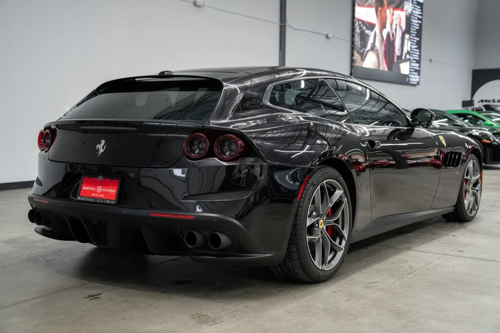 2020 Ferrari GTC4Lusso T - Image 8 of 31
