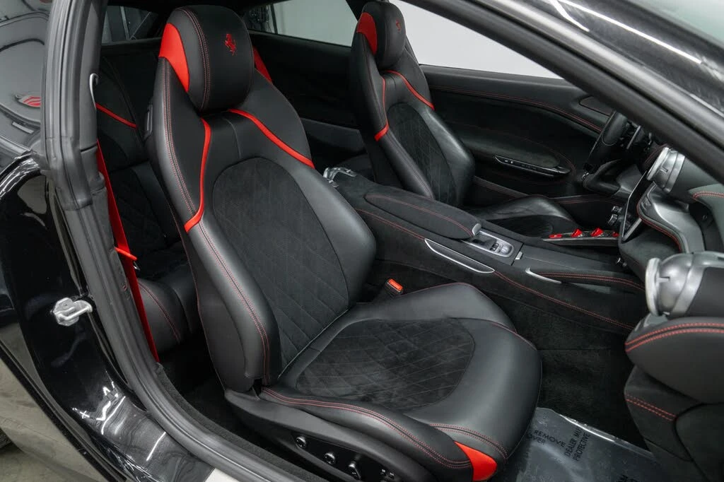 2020 Ferrari GTC4Lusso T - Image 24 of 31