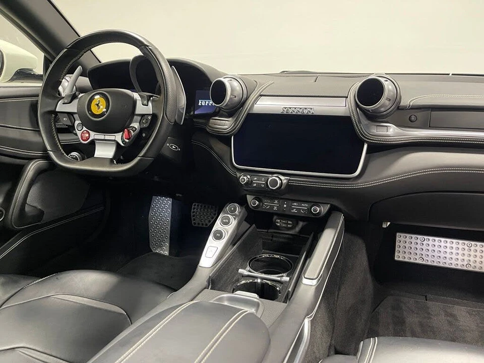 2020 Ferrari GTC4Lusso T - Image 25 of 29