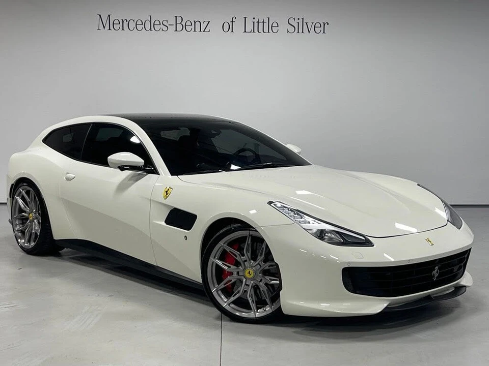2020 Ferrari GTC4Lusso T - Image 8 of 29