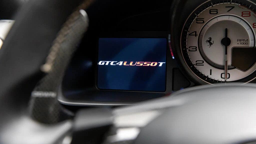 2020 Ferrari GTC4Lusso T - Image 30 of 31