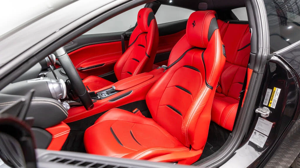 2020 Ferrari GTC4Lusso T - Image 23 of 31