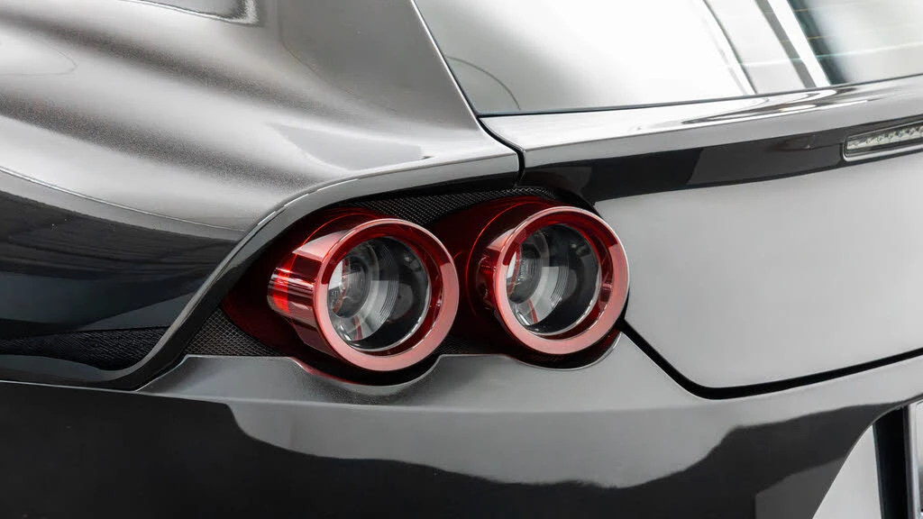 2020 Ferrari GTC4Lusso T - Image 21 of 31
