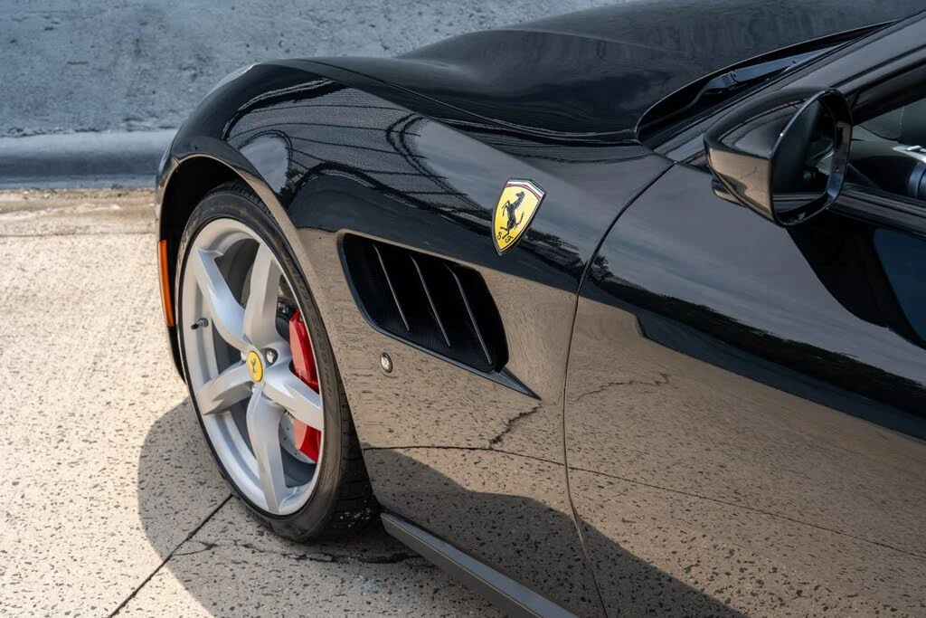 2020 Ferrari GTC4Lusso T - Image 9 of 31