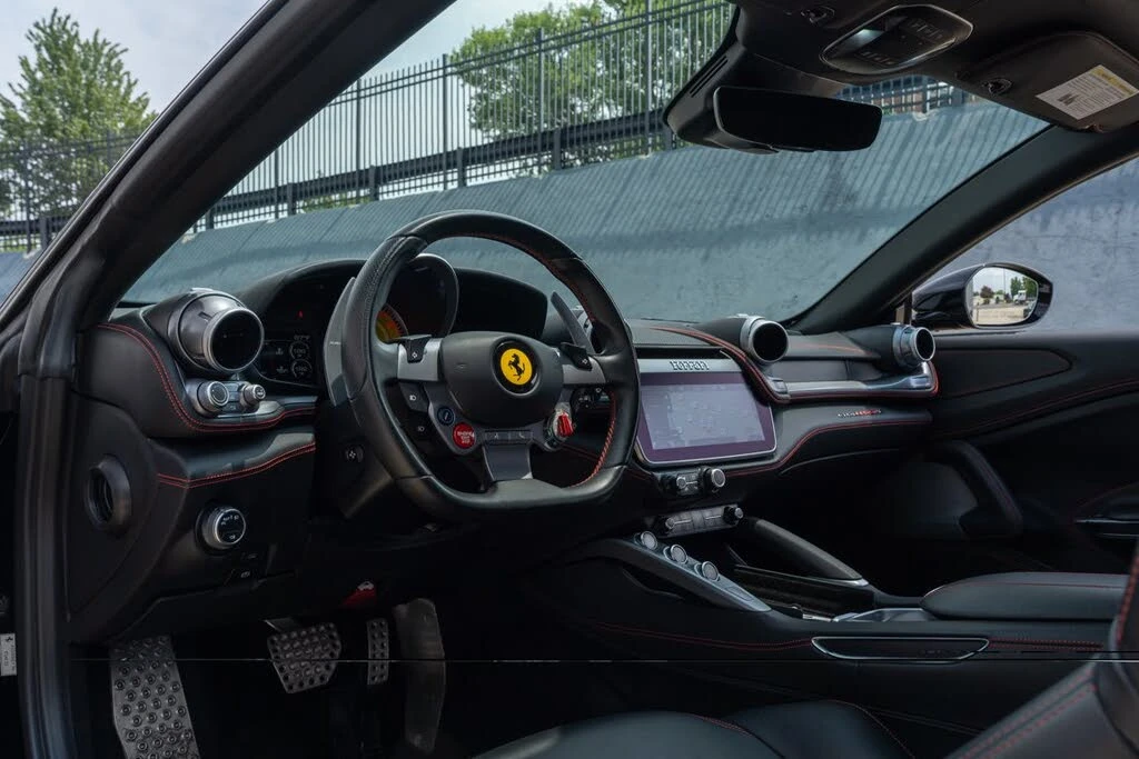 2020 Ferrari GTC4Lusso T - Image 26 of 31