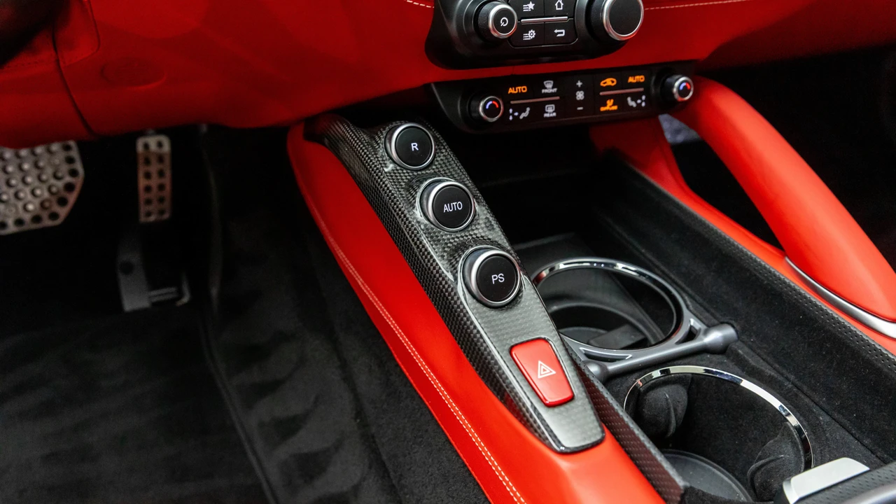 2020 Ferrari GTC4Lusso T - Image 6 of 31