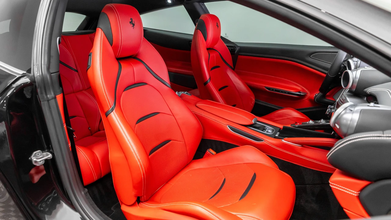 2020 Ferrari GTC4Lusso T - Image 17 of 31