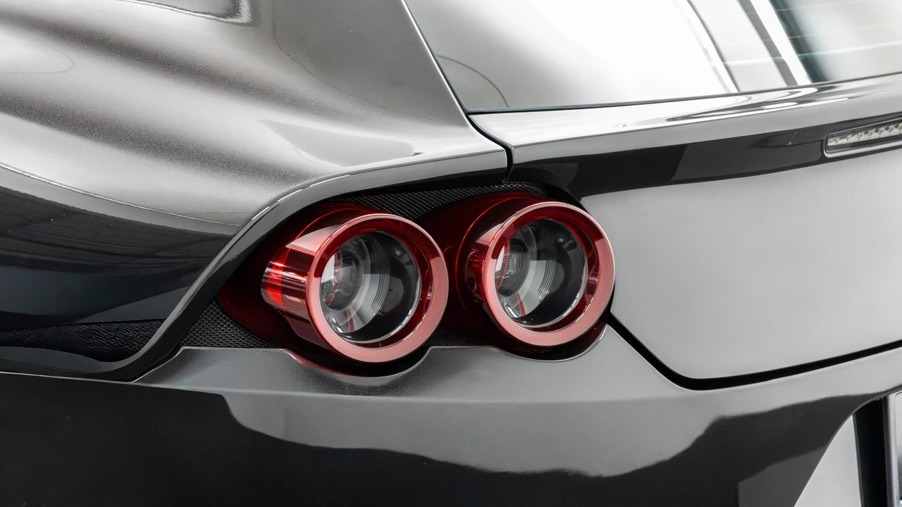 2020 Ferrari GTC4Lusso T - Image 21 of 31