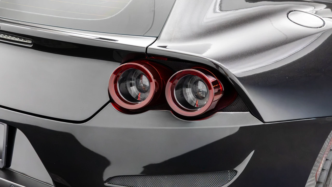 2020 Ferrari GTC4Lusso T - Image 22 of 31