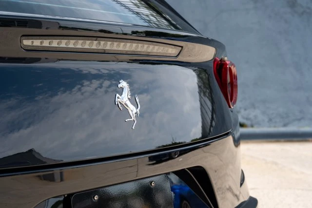 2020 Ferrari GTC4Lusso T - Image 13 of 31