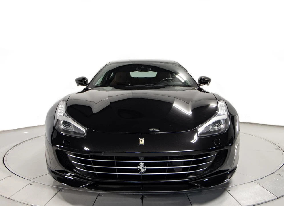 2020 Ferrari GTC4Lusso - Image 14 of 31