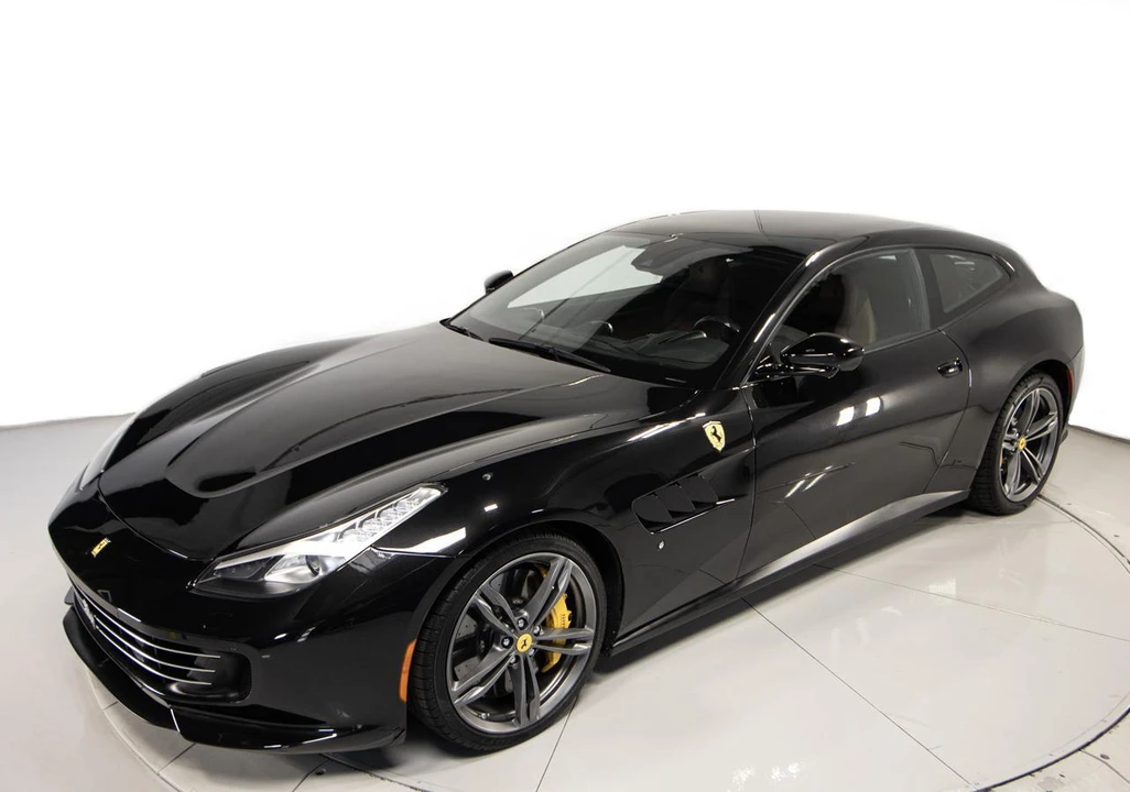 2020 Ferrari GTC4Lusso - Image 5 of 31
