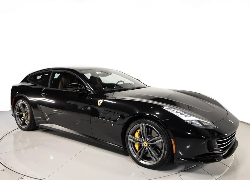 2020 Ferrari GTC4Lusso - Image 25 of 31