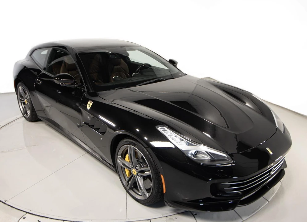 2020 Ferrari GTC4Lusso - Image 23 of 31
