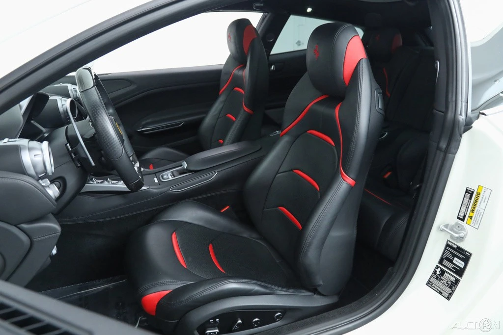 2020 Ferrari GTC4Lusso - Image 5 of 21