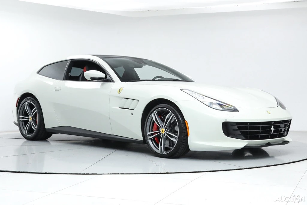 2020 Ferrari GTC4Lusso - Image 10 of 21